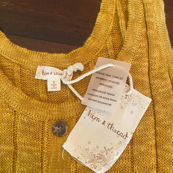 NWT Hem & Thread Sweater Tank Size Small - Picture 3 of 5